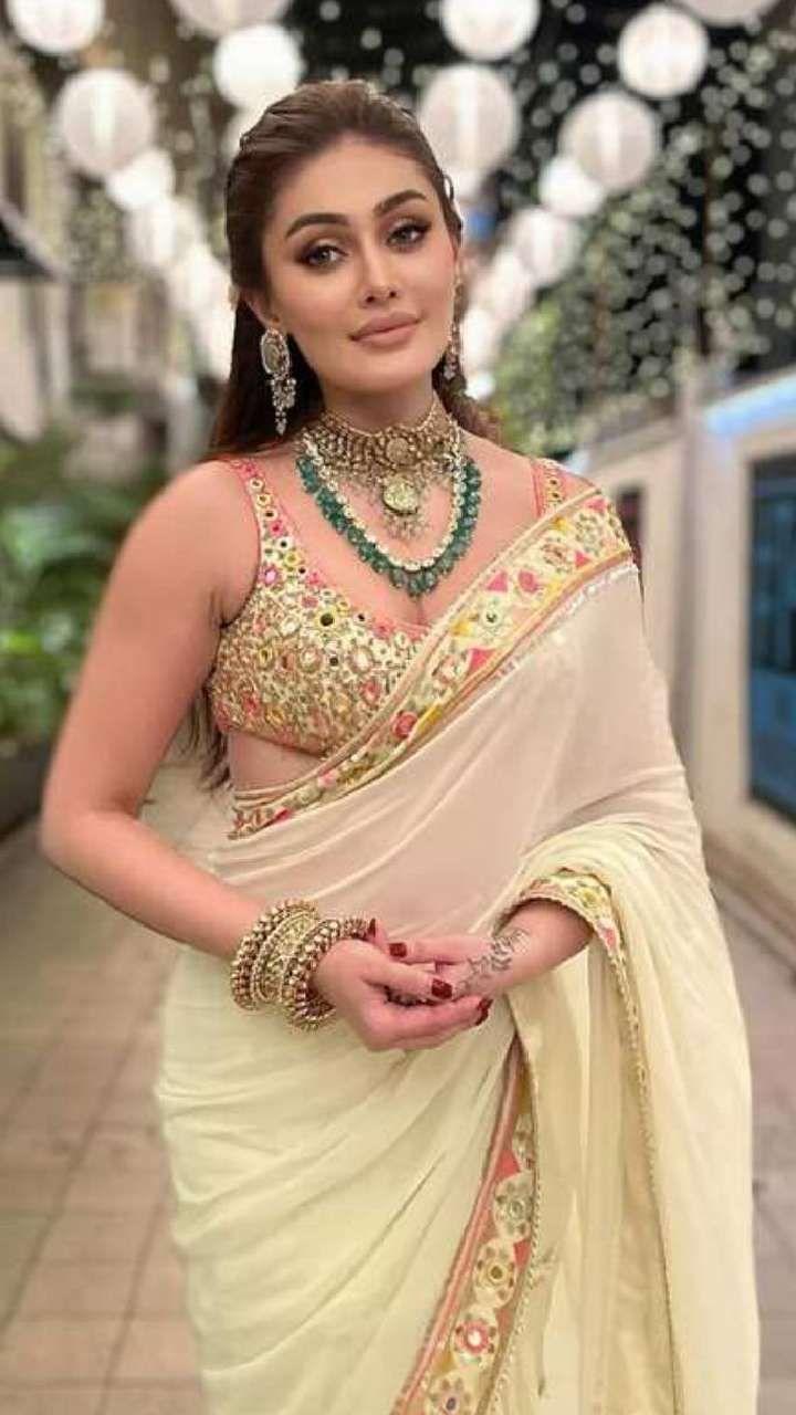 She was seen entering the Bigg Boss 13 house in 2019 as a wild card contestant.