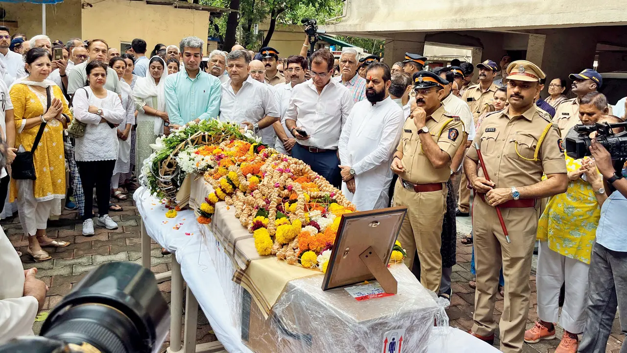 Air India plane crash: Family performs last rites of AI-171 flight captain