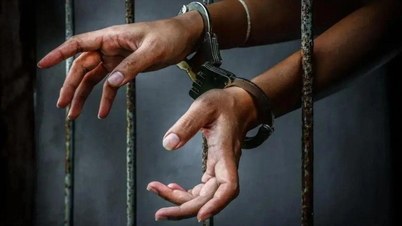 Navi Mumbai: Two booked for extorting Rs 43.46 lakh from spa owner