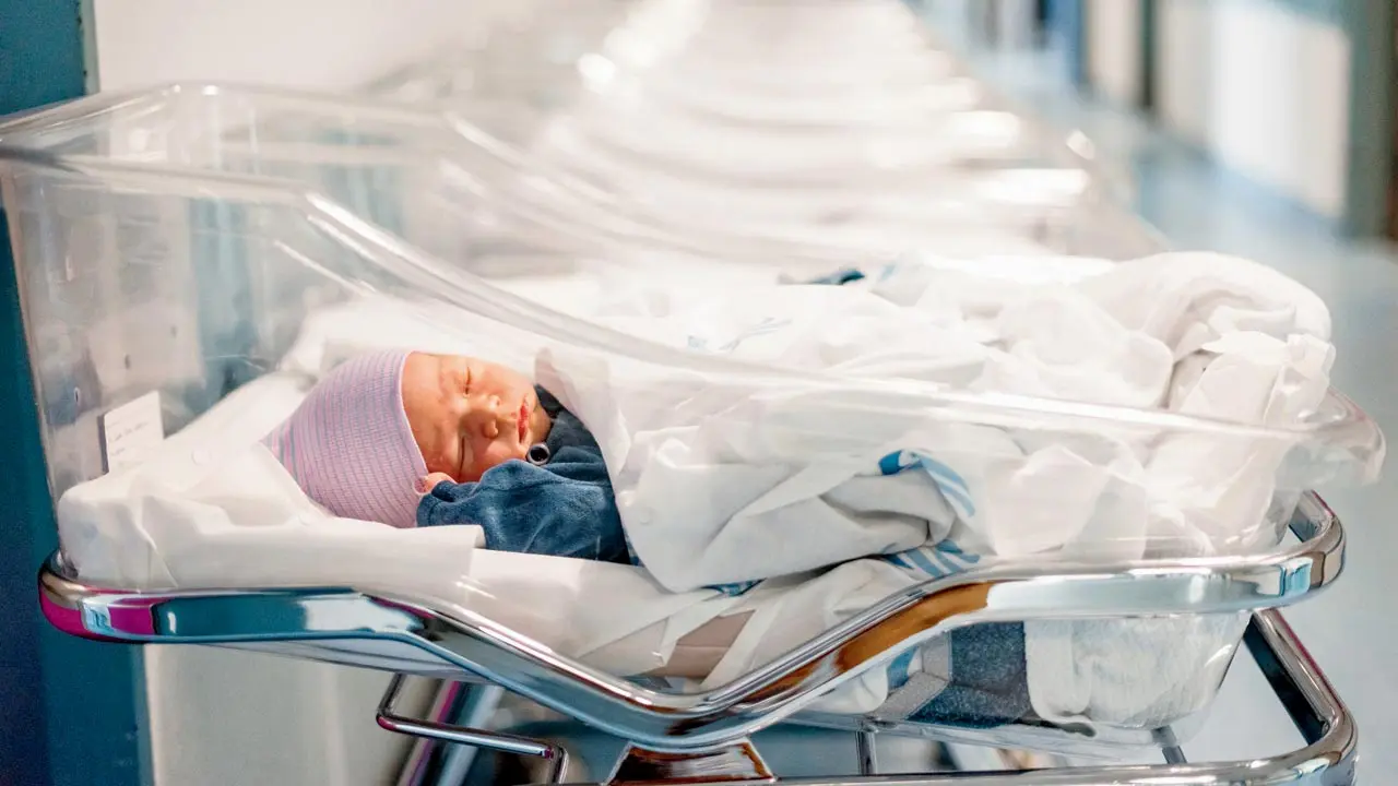 Another record fall in annual birthrate seen across Japan