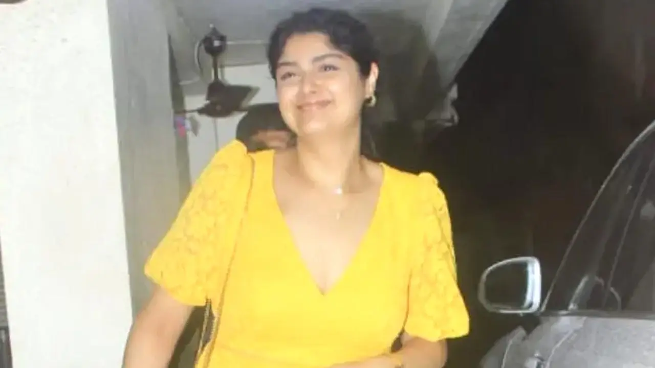 Anshula Kapoor says her instincts never saw Elnaaz Norouzi as a `traitor`