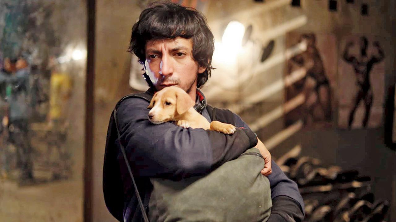 Anshuman Jha in and as Lakadbaggha