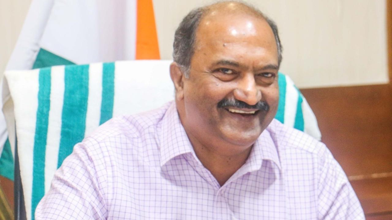 Kerala begins welfare pension distribution amidst allegations of non-payment