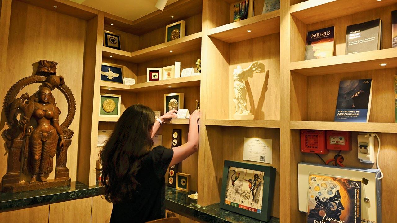 The entrance also houses space for artworks by volunteers 