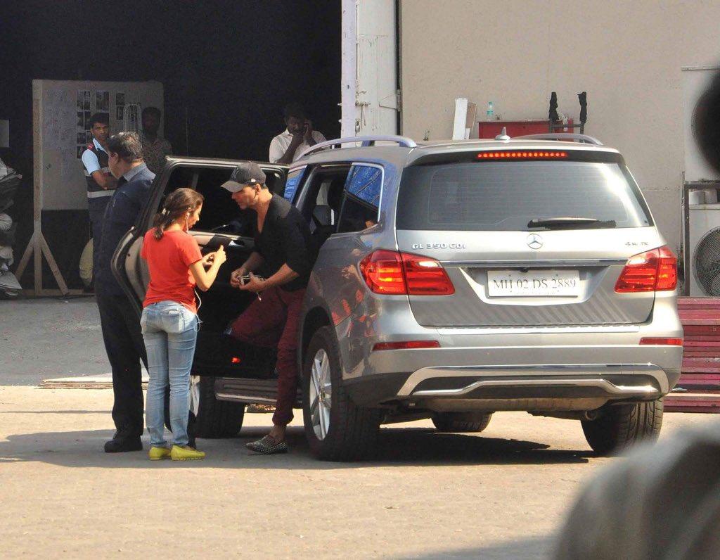 He is often seen travelling around the city and getting papped by the media in his Mercedes GLS, which costs a crore. 