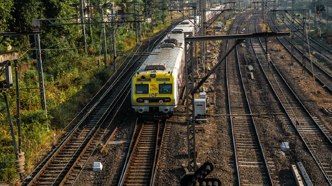 Mumbai local train updates: Central Railway to operate mega block on June 15