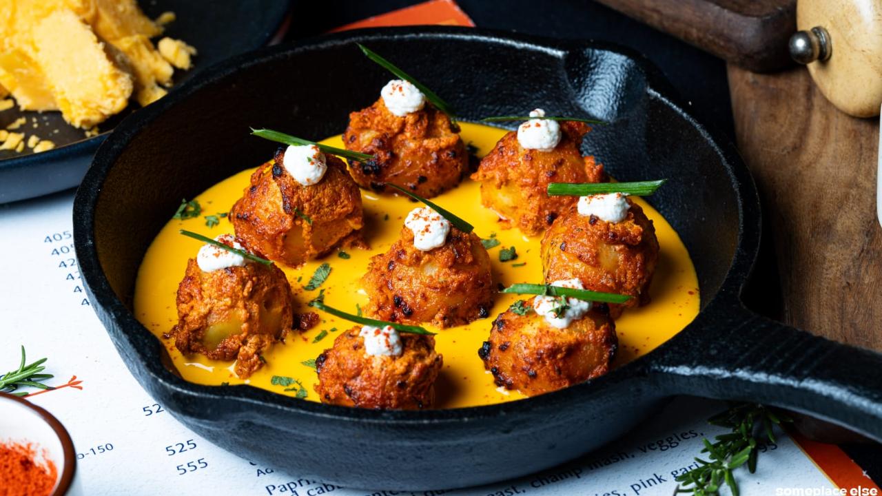 Cheesy Potato Skillet In Bandra Kurla Complex, Parikshit Joshi, the executive chef at Someplace Else, says you can make a Cheesy Potato Skillet, which his tandoori twist on a classic comfort food