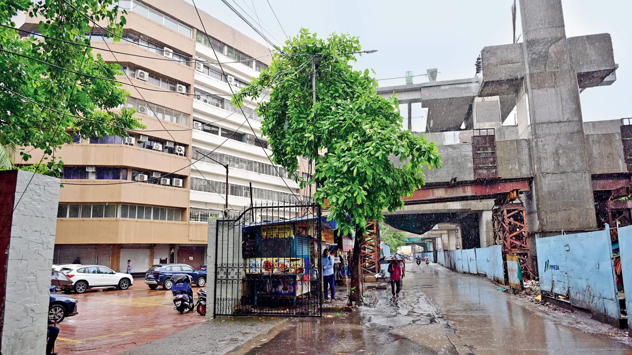Mumbai: Metro work floods Chembur complex with filthy water