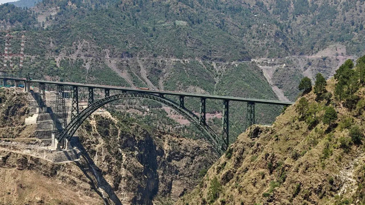 PM Modi inaugurates Anji and Chenab railway bridge in Reasi