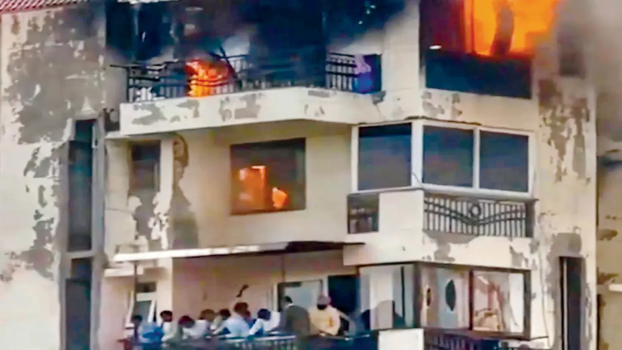 Delhi fire: Dad, kids die after jumping off balcony in Dwarka area