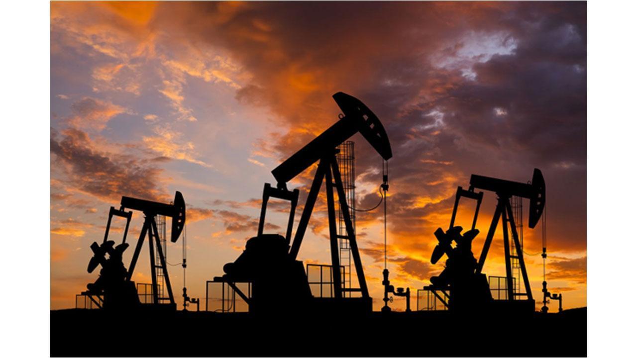 How Accelerated EV Adoption Will Reshape Global Oil Prices