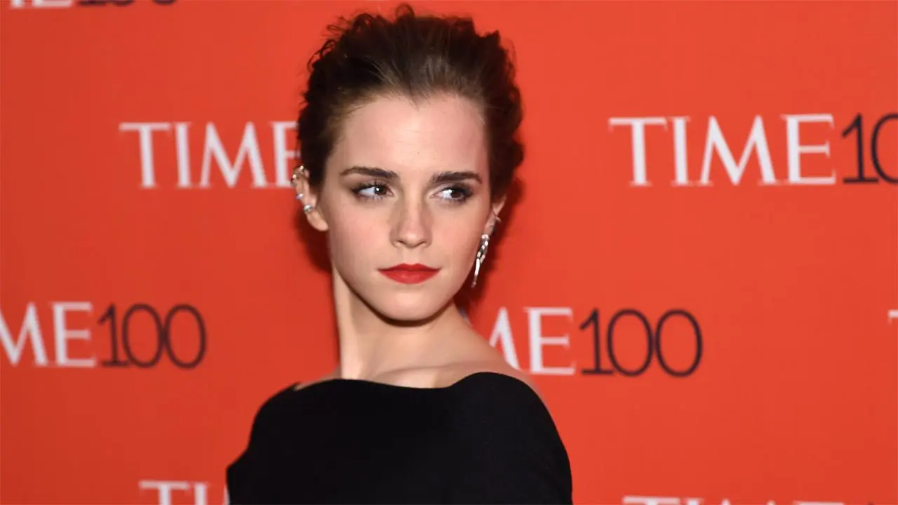 Hollywood star Emma Watson competes in Oxford rowing team