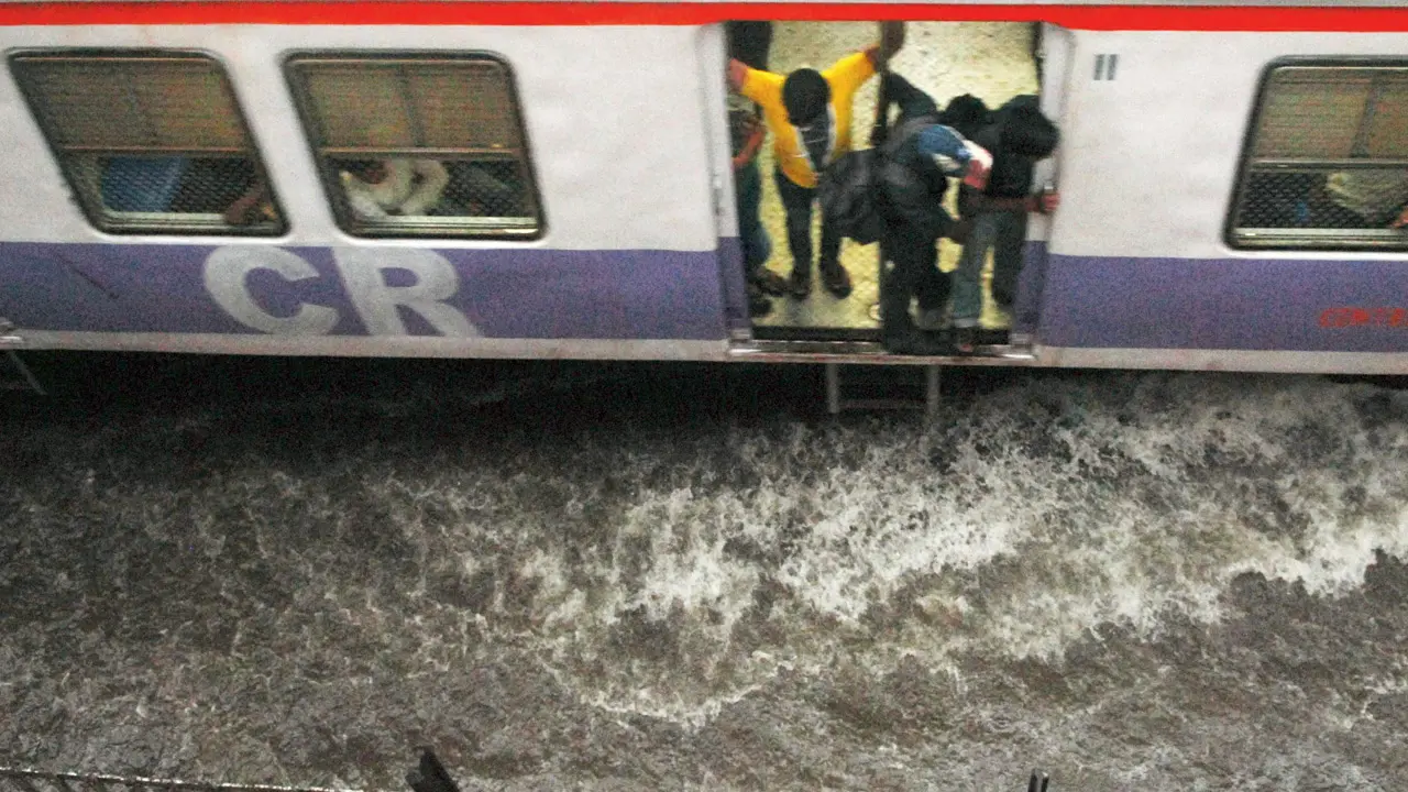 Mumbai: Railways on fast track to halt flooding