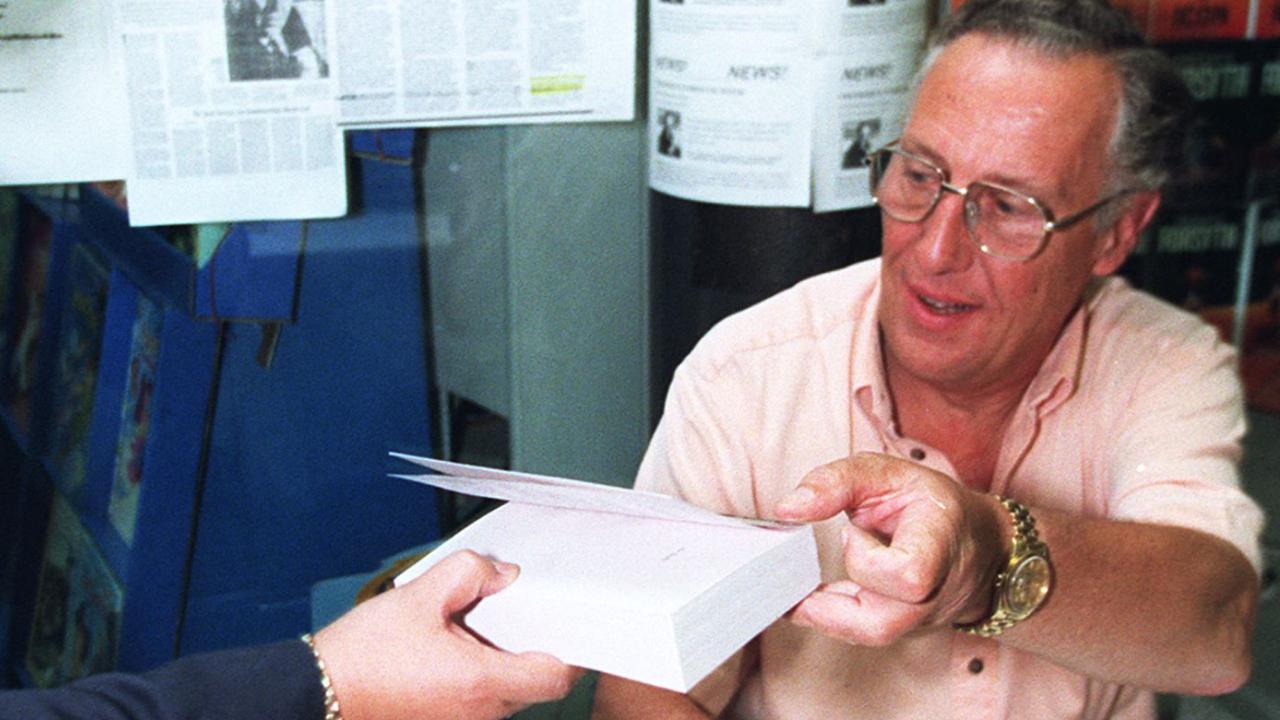 PHOTOS: As Frederick Forsyth passes away at 86 here are 5 lesser known PHOTOS: As Frederick Forsyth passes away at 86 here are 5 lesser known