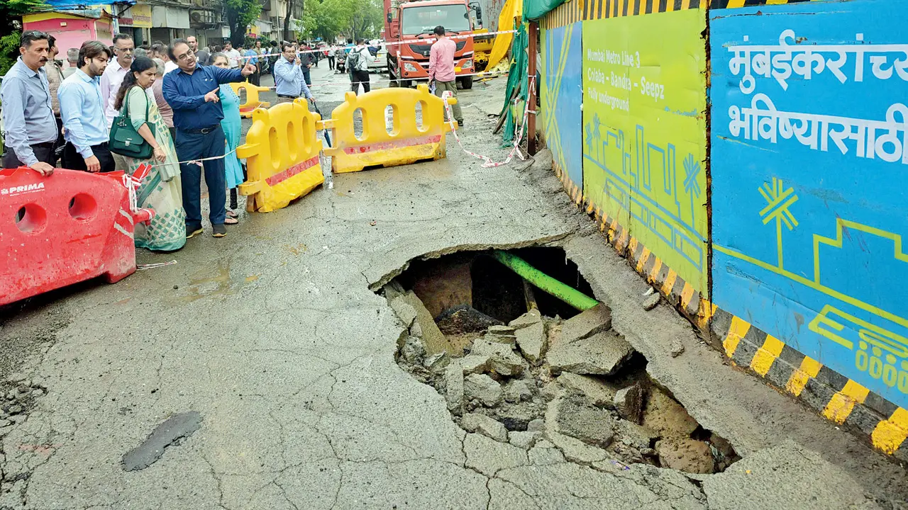 Mumbai: Road cave-in sparks right royal mess in Girgaon