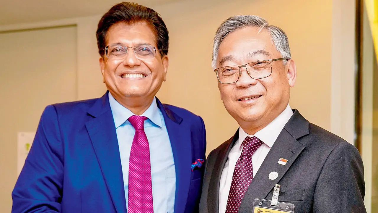 Piyush Goyal discusses trade, shipping with Singapore