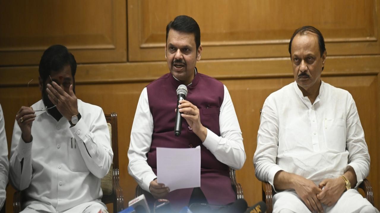 Mumbai LIVE Updates:  Mahayuti government withdraws GR on three-language policy 