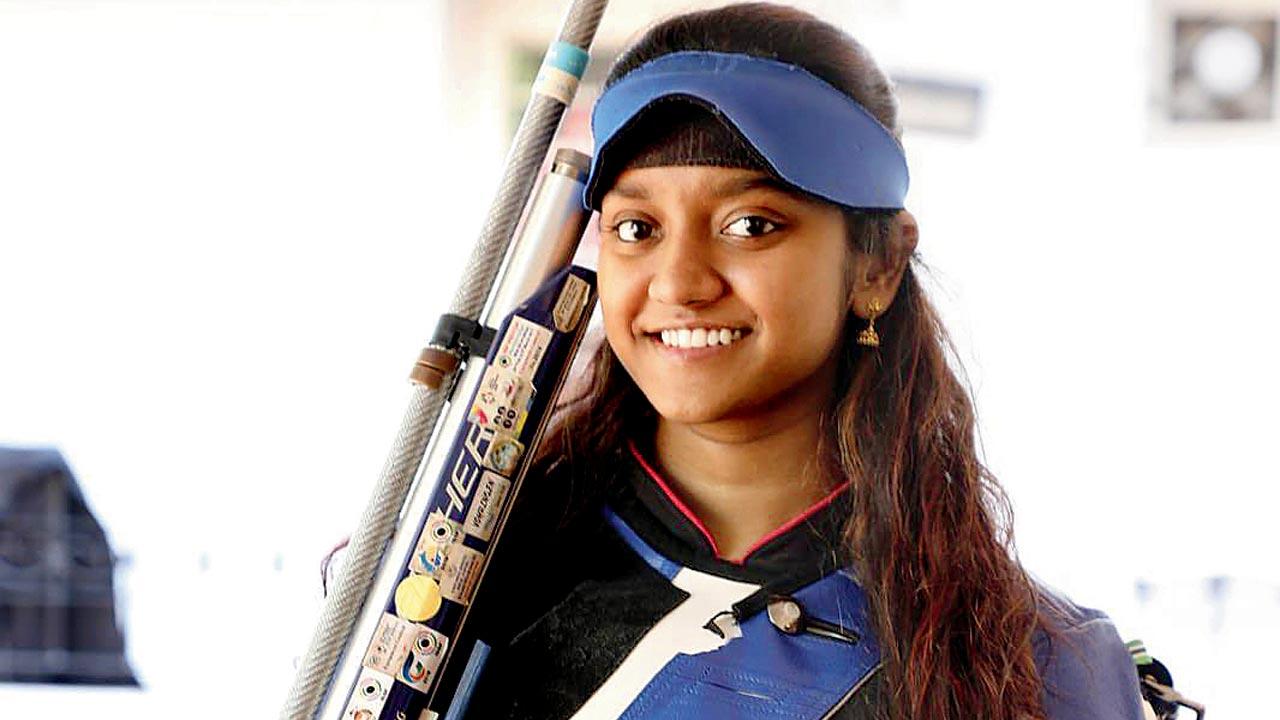 Elavenil wins bronze in 10m air rifle event