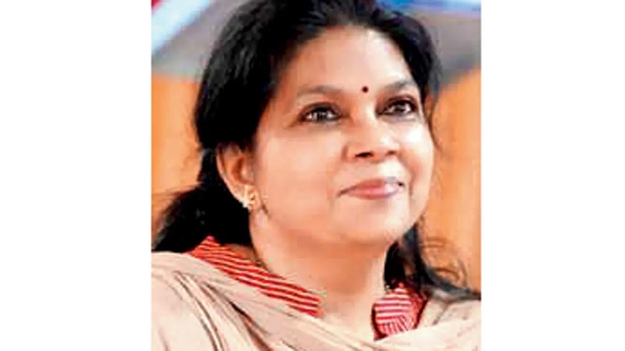 MudrithaSahitya Akademi Award-shortlisted novel by Jissa Jose, translated from the Malayalam by Jayashree Kalathil, is a story about a missing woman called Mudritha. A former tour guide, Aniruddhan files a missing person’s complaint at the police station and shares no further details. However, he hands over a notebook he had maintained during his correspondence with Mudritha — a diary in six parts, which leads us into the details from this correspondence. For the policewoman Vanitha, this becomes the starting point for her investigation