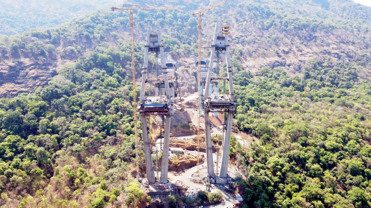 The under-construction cable-stayed bridge of the missing link. At 170 metres in height, it is roughly as tall as a 45-storey building. Pics/MSRDC