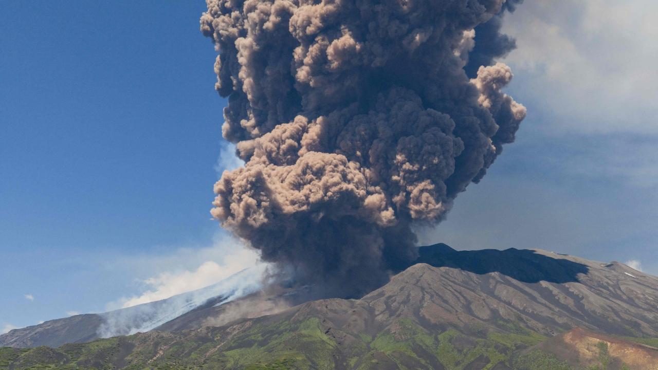 An official update declared the ash cloud emission had ended by the afternoon