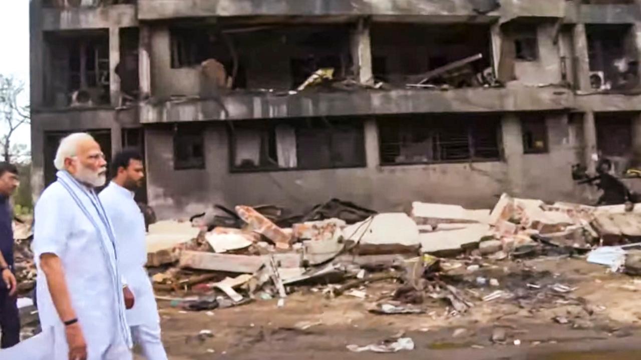 Shah said that there was no chance of saving anyone in the London-bound Air India plane crash because of the high temperature caused by the burning of almost 125,000 litres of fuel in the aircraft