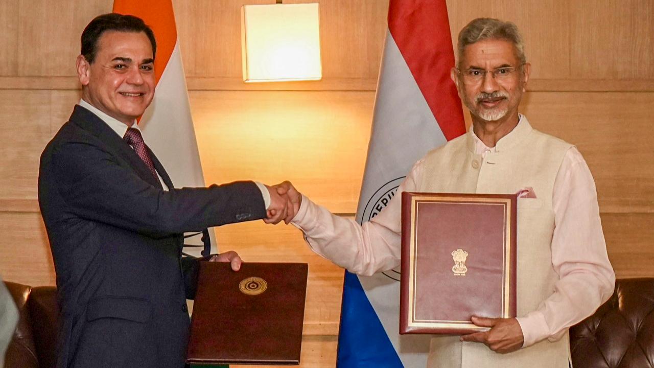 Jaishankar, Paraguay Foreign Minister sign MoU to establish JCM