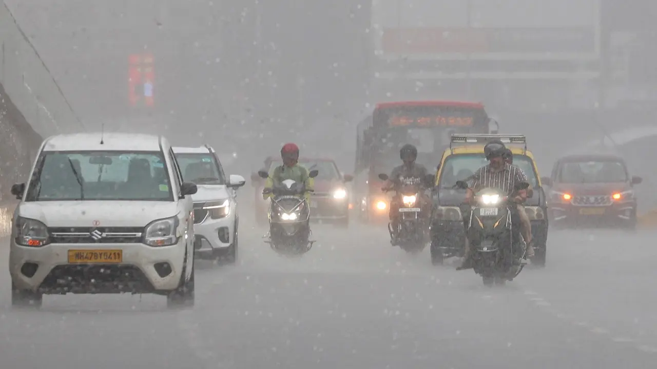 Mumbai weather updates: Cloudy skies, light rainfall likely today