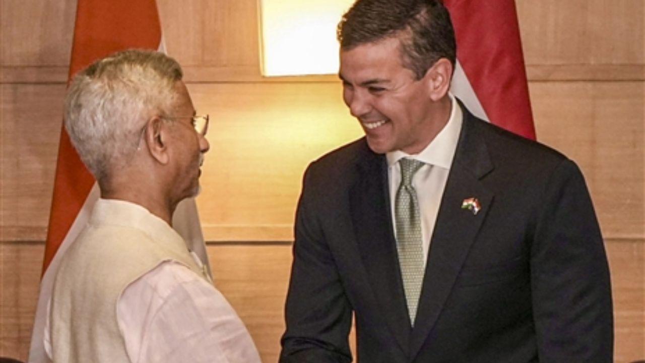 External Affairs Minister S. Jaishankar met with the President of Paraguay, Santiago Pena Palacios, in New Delhi. However, after his official meetings in the capital, President Pena will visit Mumbai, where he is scheduled to interact with state political leaders, business and industry representatives, as well as startups, innovators, and technology experts