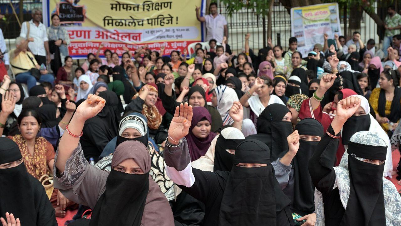 The protesters also demanded to included acceptance of one valid certificate of any family member should be enough