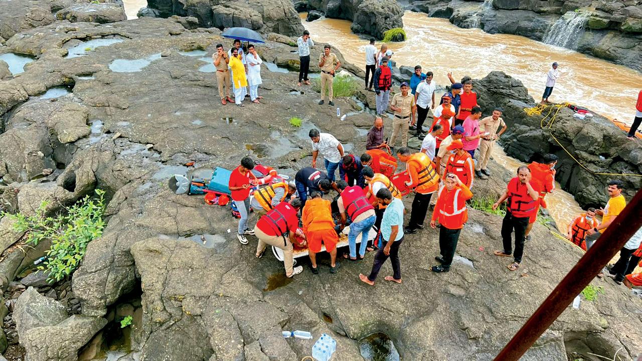 Two NDRF teams comprising 50 personnel were deployed at the site. Pics/By Special Arrangement