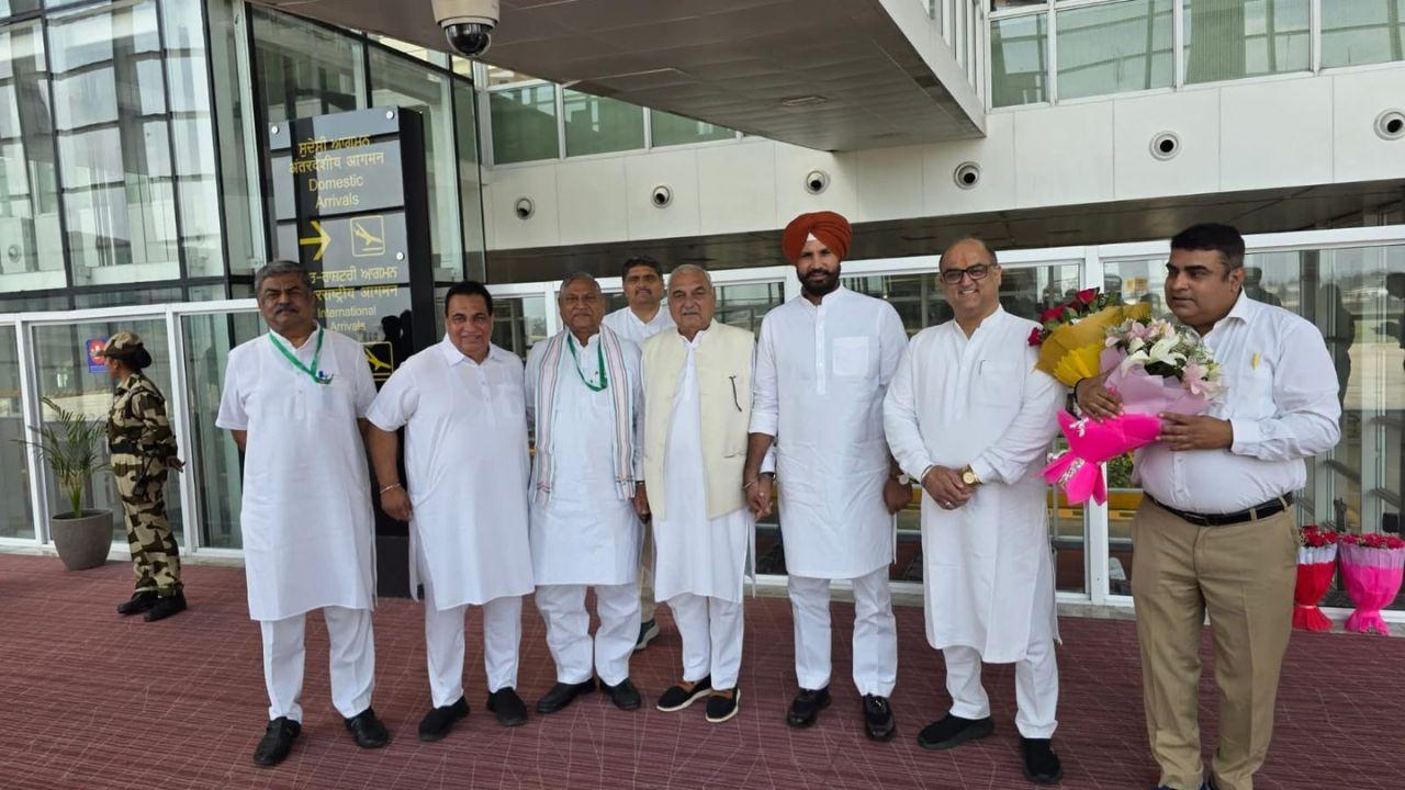 The meeting was attended by several senior Congress leaders, including former chief minister Bhupinder Singh Hooda, state unit chief Udai Bhan, former HPCC chiefs like Birender Singh, general secretary Kumari Selja, and leaders such as Randeep Singh Surjewala, Ajay Singh Yadav, MP Deepender Singh Hooda and Ashok Tanwar