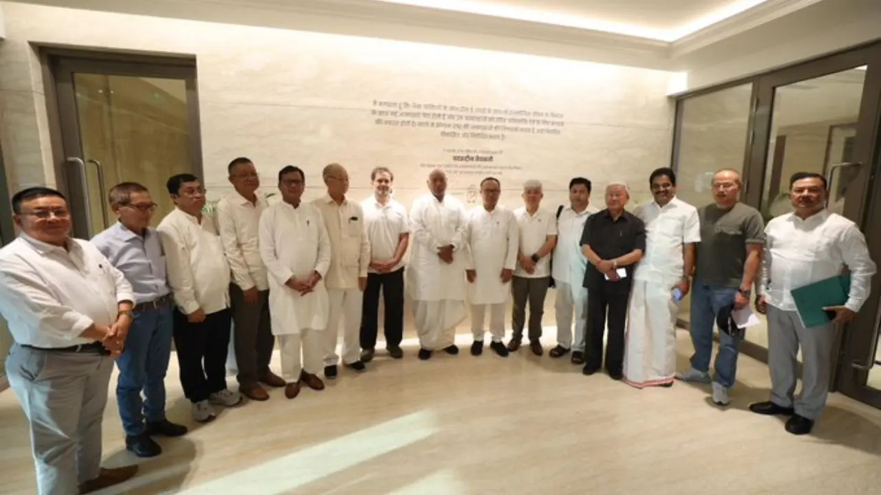 Manipur unrest discussed in meeting between Congress leaders and state officials
