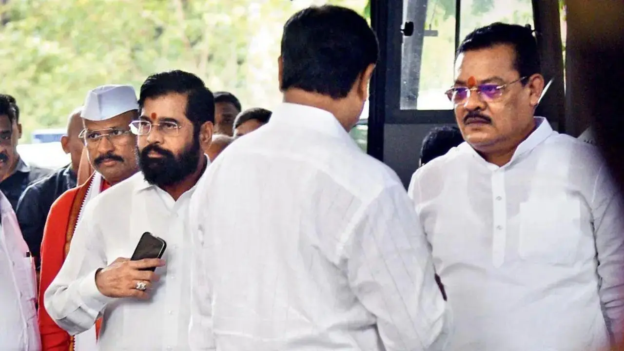 Mumbai News  LIVE Updates: Eknath Shinde slams Rahul Gandhi over his allegations