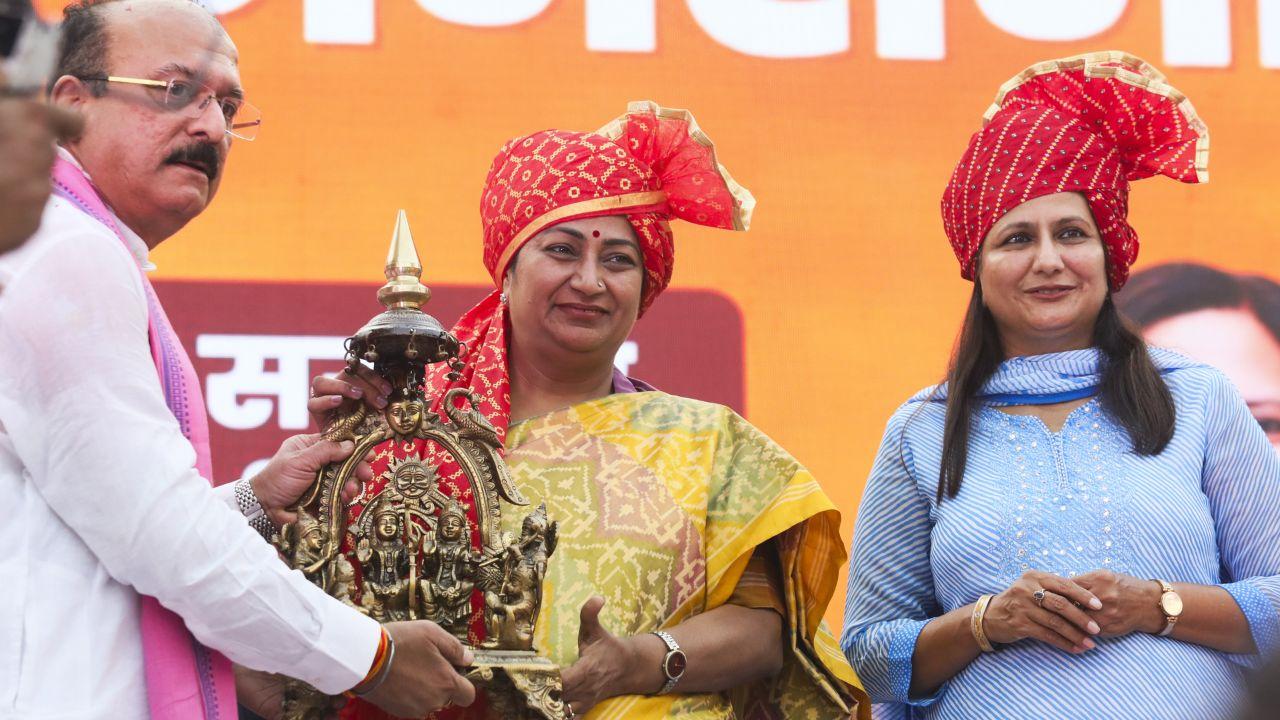 The 'Ek Ped Maa Ke Naam' campaign encourages individuals to plant trees in the name of their mothers—a symbolic act that honours the nurturing role of mothers while also promoting the urgent cause of environmental conservation