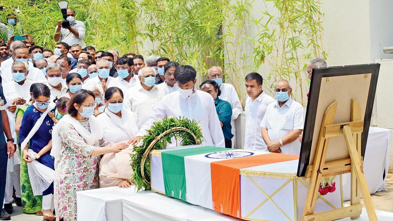Mourners pay their respects to former Gujarat Chief Minister Vijay Rupani in Ahmedabad yesterday. Pic/Nimesh Dave
