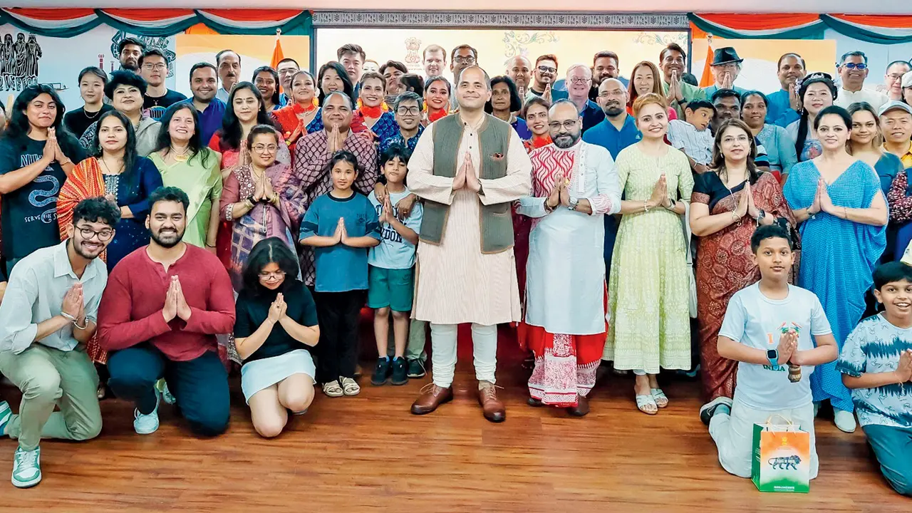 Indians in Shanghai celebrate Rabindranath Tagore’s 164th birth anniversary