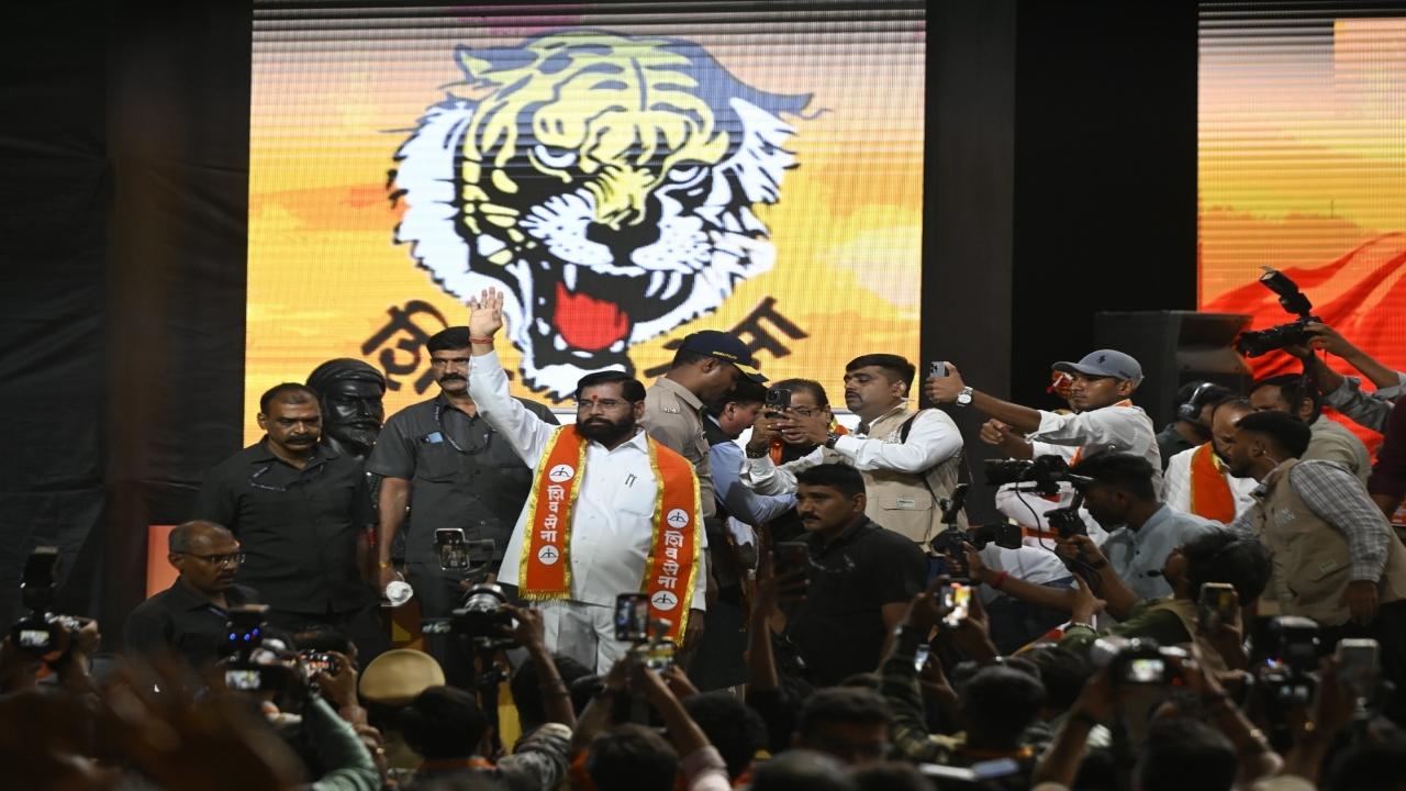 During his speech on Thursday, Shinde also taunted Thackeray, stating that the latter was eager to have an alliance with the Raj Thackeray-headed Maharashtra Navnirman Sena (MNS) ahead of the upcoming Brihanmumbai Municipal Corporation polls