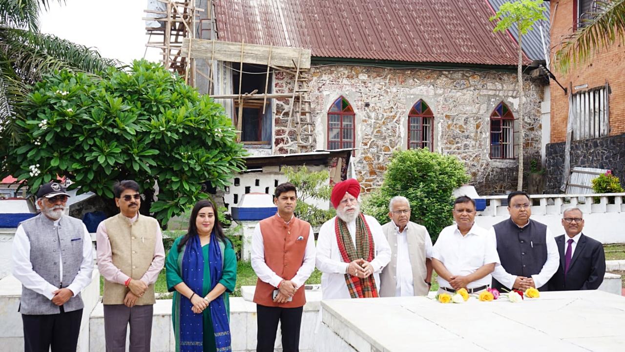 On Saturday, the group 4 of all party delegation reached Liberia on Saturday (local time), where they were warmly welcomed by the Representative and Chairman of the Executive of the House of Representatives of Liberia, Sekou S Kanneh and Ambassador of India to Liberia Manoj Bihari Verma