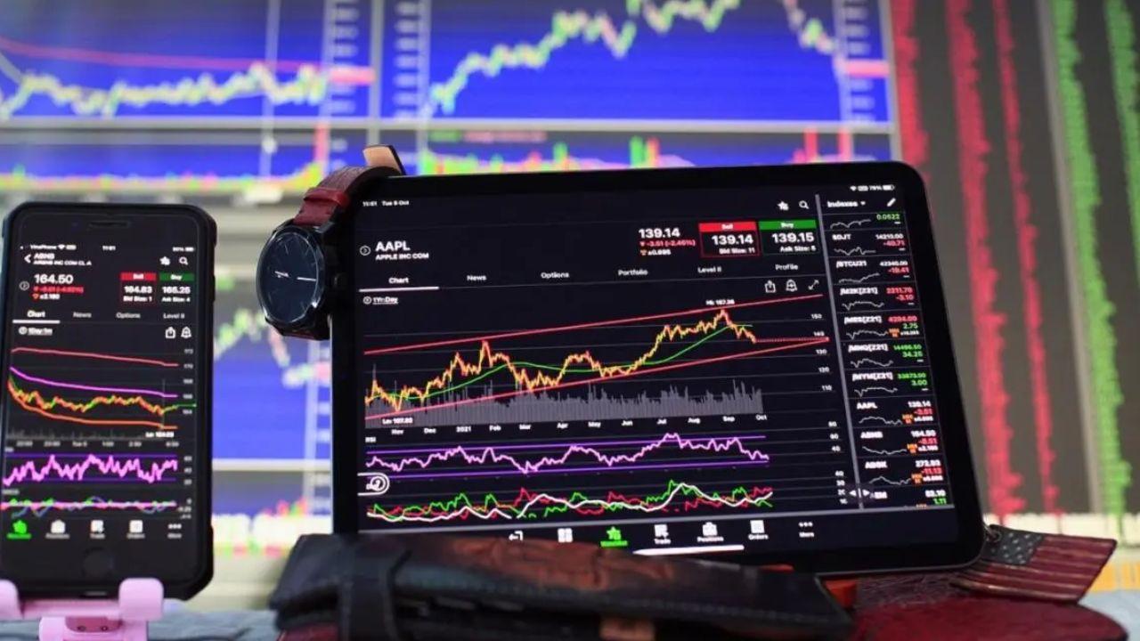 Nifty, Sensex opens in gains for 3rd consecutive session, investors in wait-and-watch mode ahead of tariff deadline