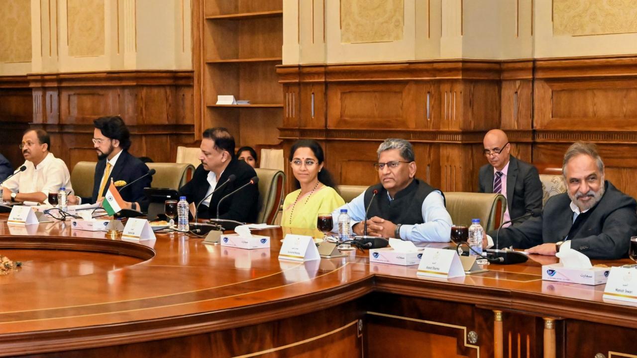 The delegation met Senator Hossam Al-Khouly of Mostaqbal Watan Party, MP Hazem Omar, Chairman of the Foreign Affairs Committee, including Chairmen and members of other Parliamentary Committees, the Embassy of India in Egypt said in a post on X