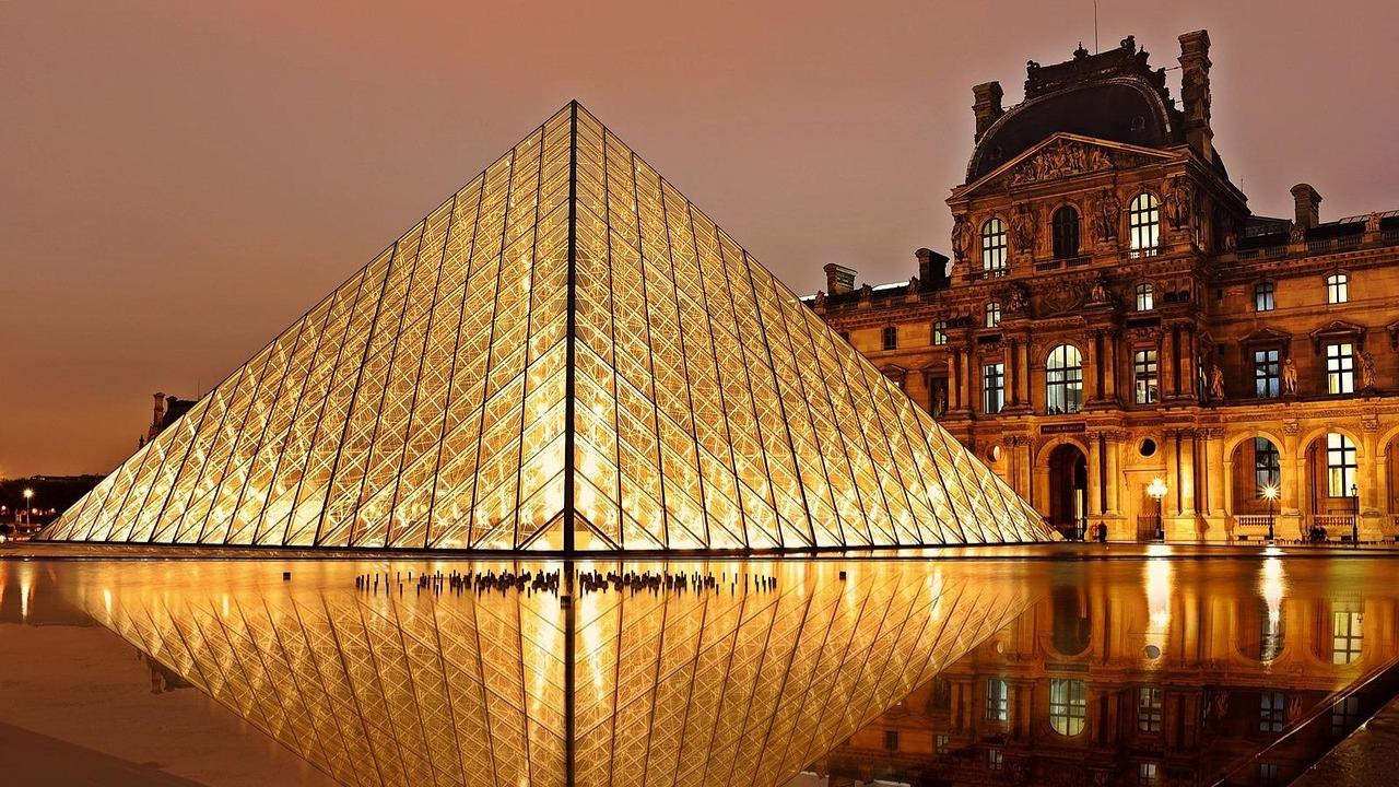 LocationThe Louvre inside the Louvre Palace is on the right bank of the Siene river is a national art museum in France, and the modern structure was built in 1793 and is currently led by director Jean-Luc Martinez, a French archaelogist and art historian