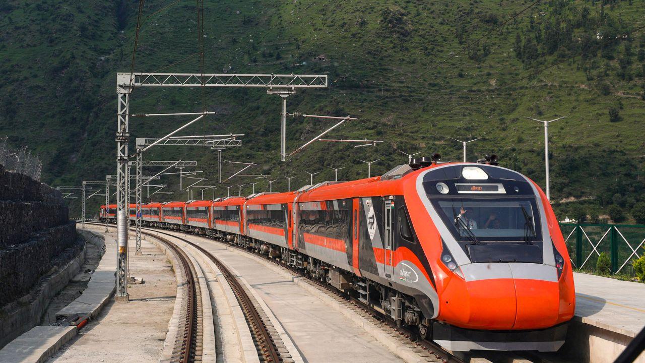 Farooq Abdullah hails the Vande Bharat train to Katra as a true blessing for Kashmir Farooq Abdullah hails the Vande Bharat train to Katra as a true blessing for Kashmir