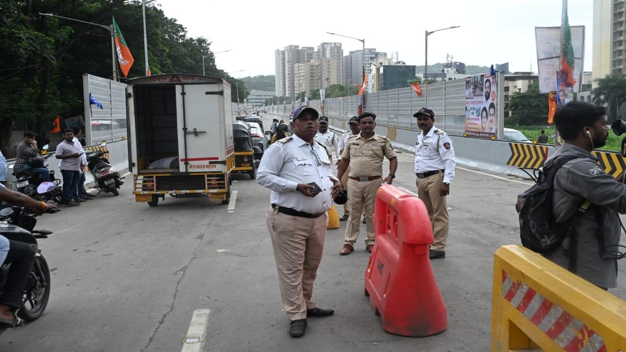 Police maintain vigil as vehicular movement increases