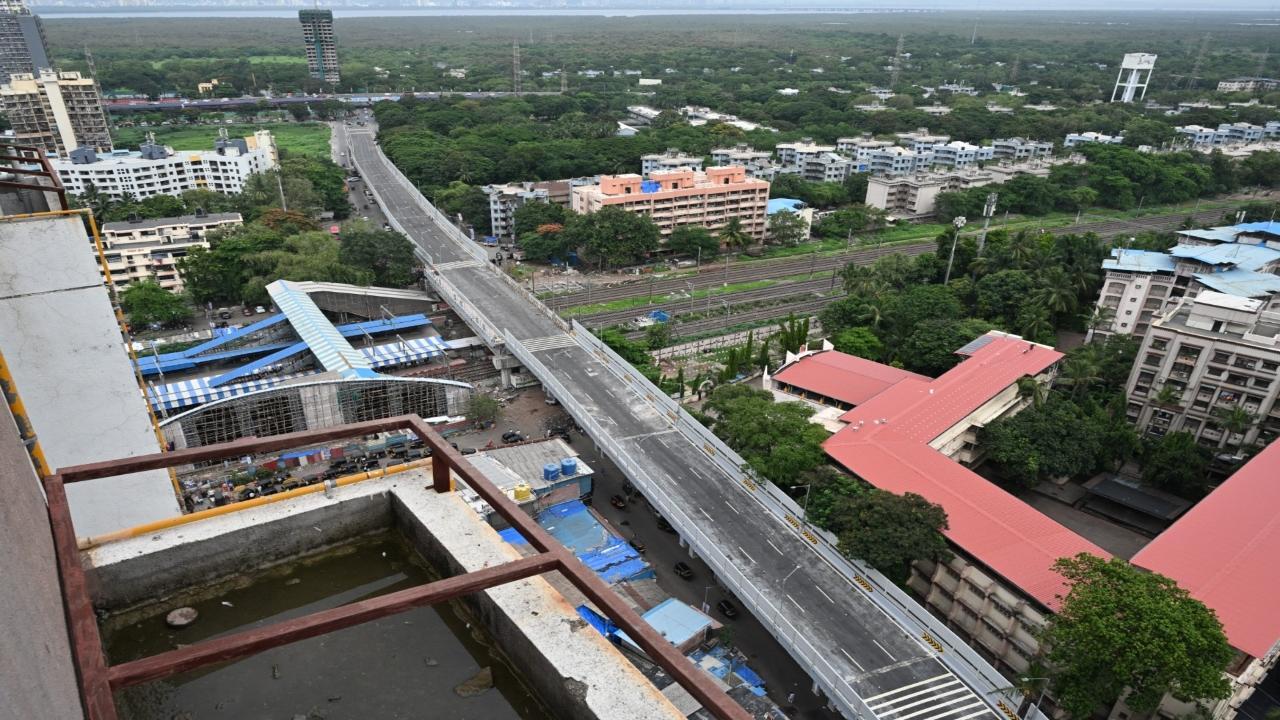Vikhroli bridge to open on Saturday, announces CM Devendra Fadnavis