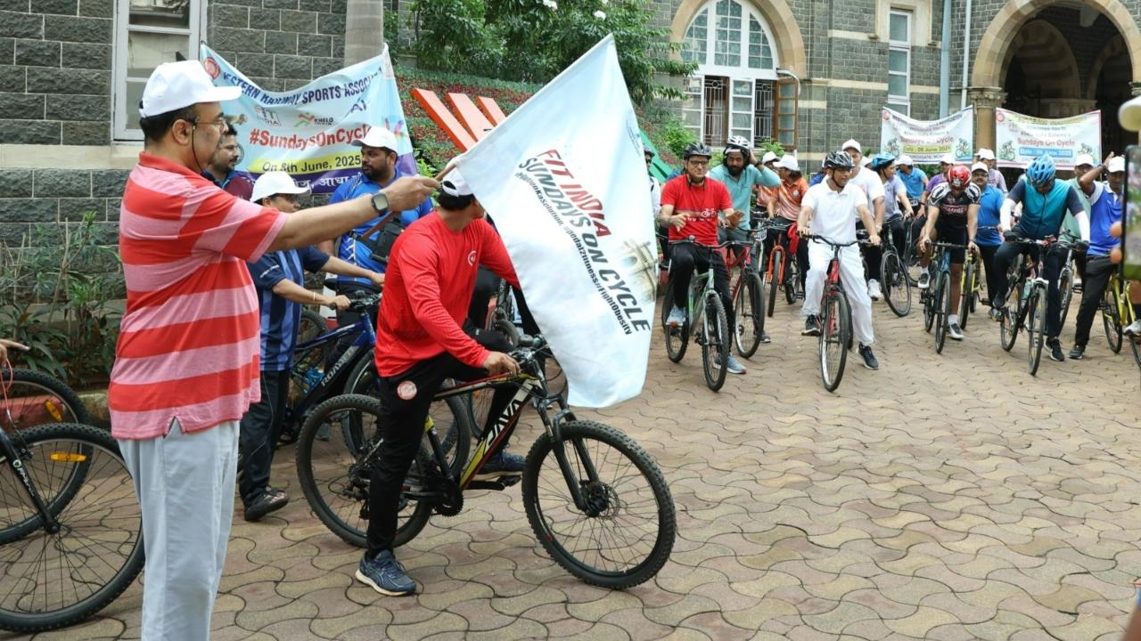 Fit India Movement: WR organises special cycle rally in Mumbai