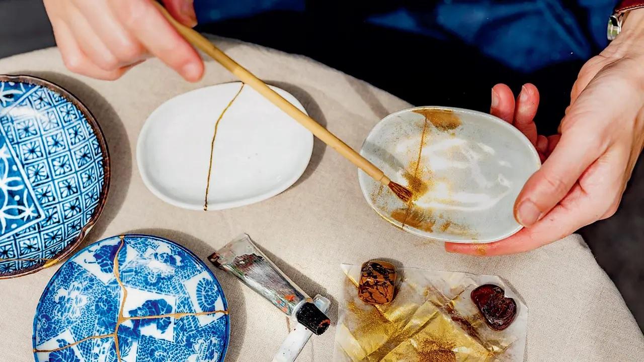 Flaws of golThe Japanese art of Kintsugi teaches you that to mend broken pottery with gold is to embrace flaws while reflecting on the road to acceptance, which assures a healing and soulful experience. 
When: June 15 Where: Out of the Blue, KharPrice: Rs 799 onwardsTo buy: bookmyshow