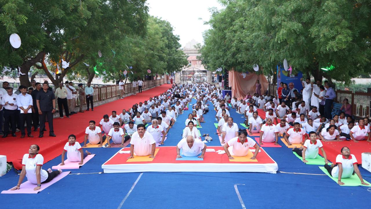 Yoga Day gathering in Gujarat sets Guinness World Record; check details here