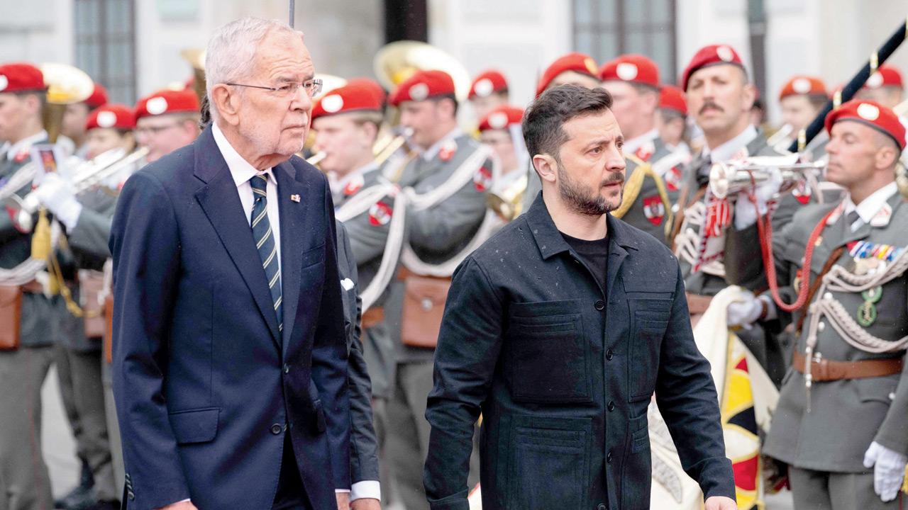 Zelensky visits Austria for first time since Russian invasion
