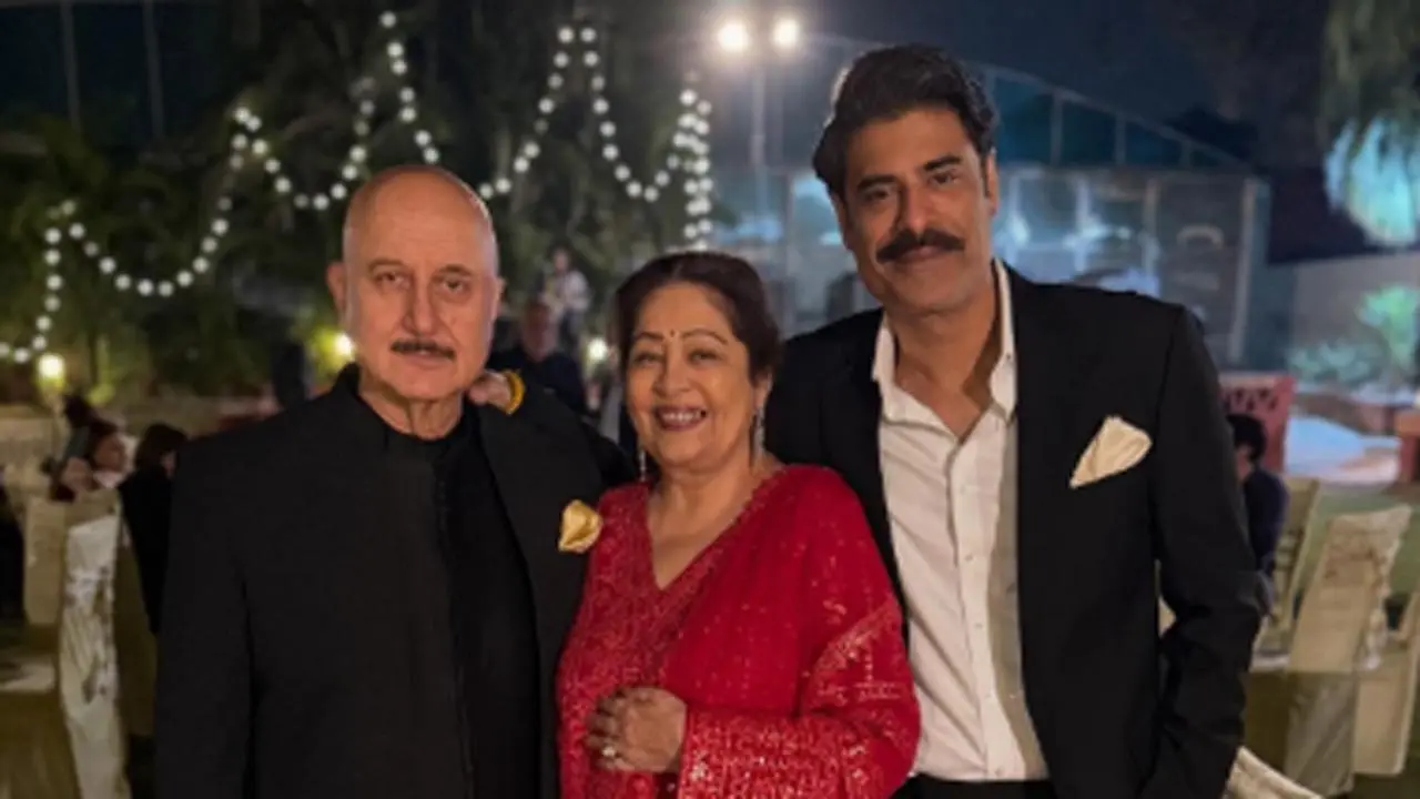 Anupam Kher celebrates wife Kirron Kher's birthday with loving post